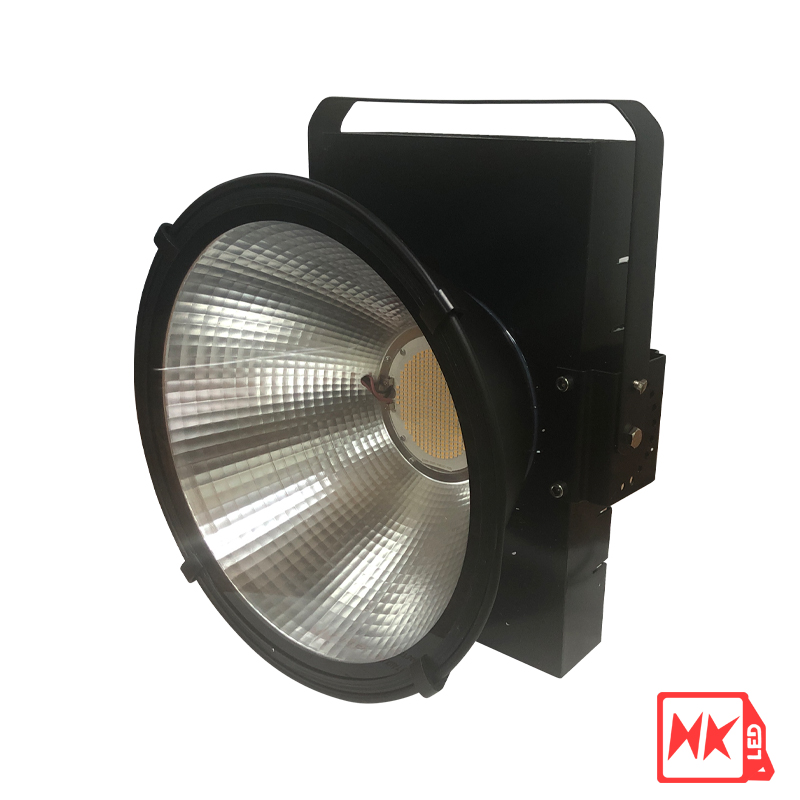 Đèn chiếu xa 400w HK-DCC400